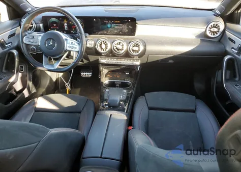 2021 Mercedes-Benz A 220 4Matic z USA, uszkodzony, nr VIN W1K3G4FB4MJ286675